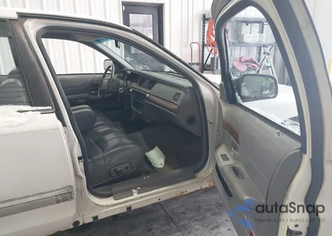 1994 Ford Crown Victoria Lx z USA, uszkodzony, nr VIN 2FALP74W8RX100089